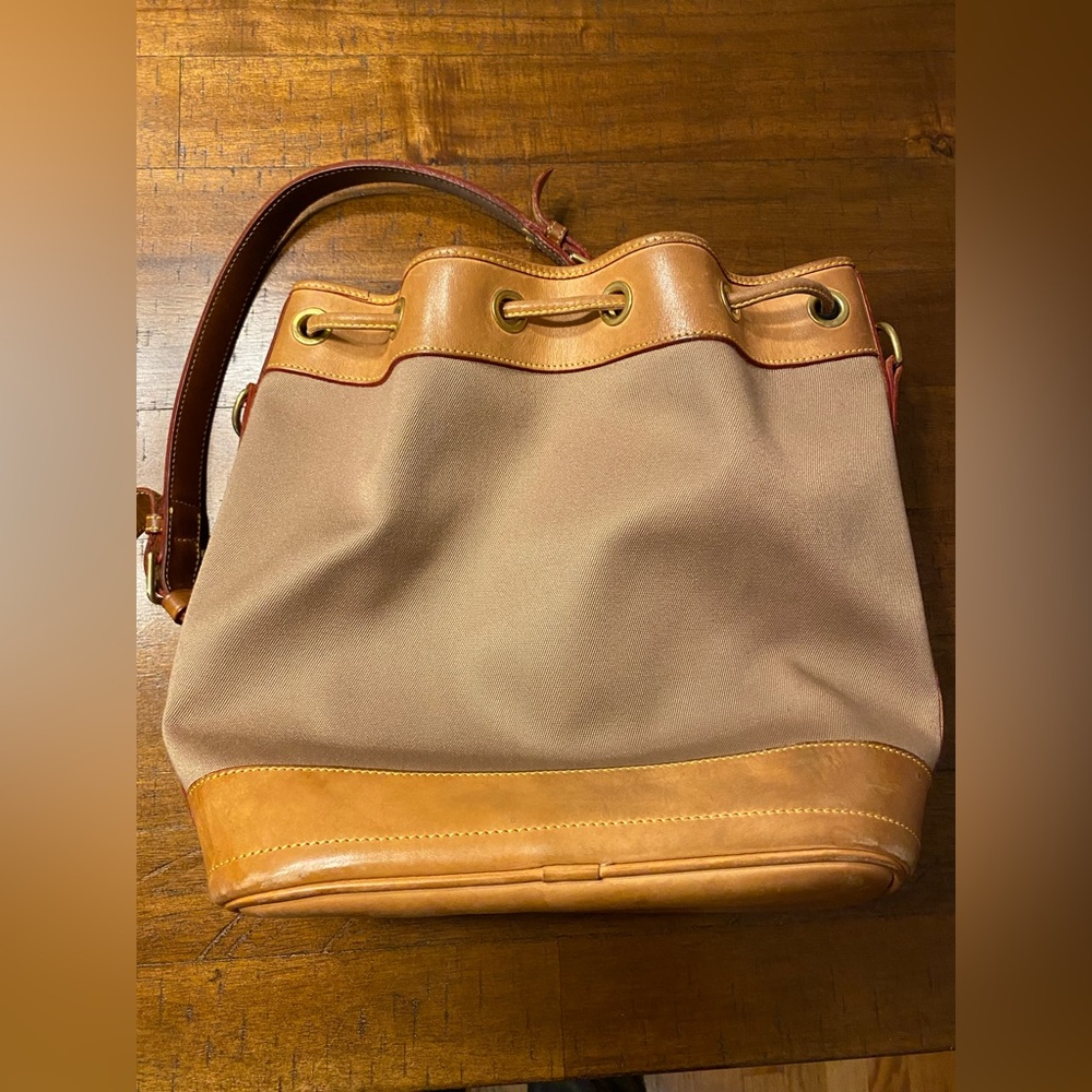 Dooney & Bourke Tan and Beige Leather-Trim Drawstring Shoulder Bag - Picture 2 of 6